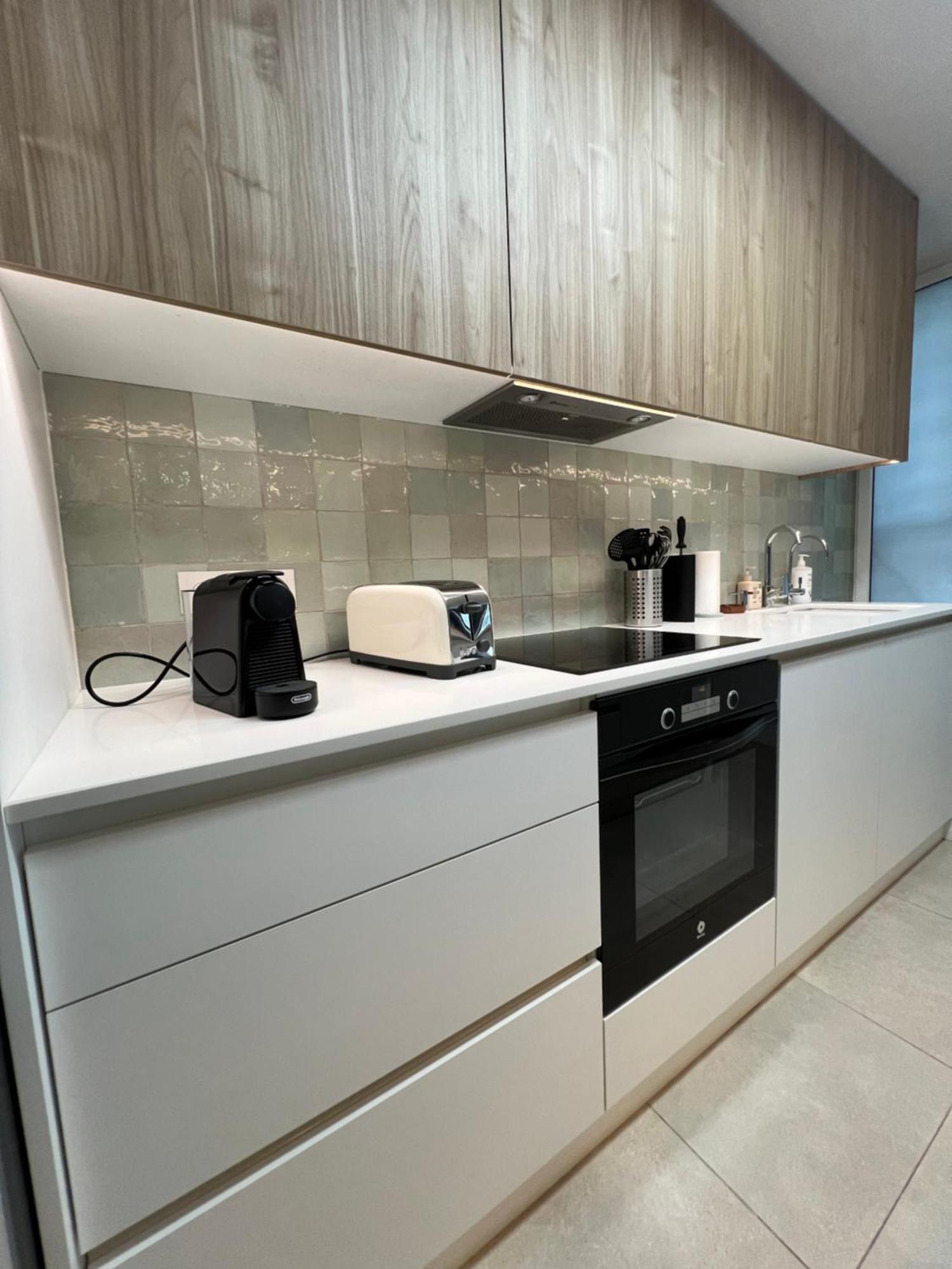 Apartamento Modern 2 Bedroom With Sea Views *