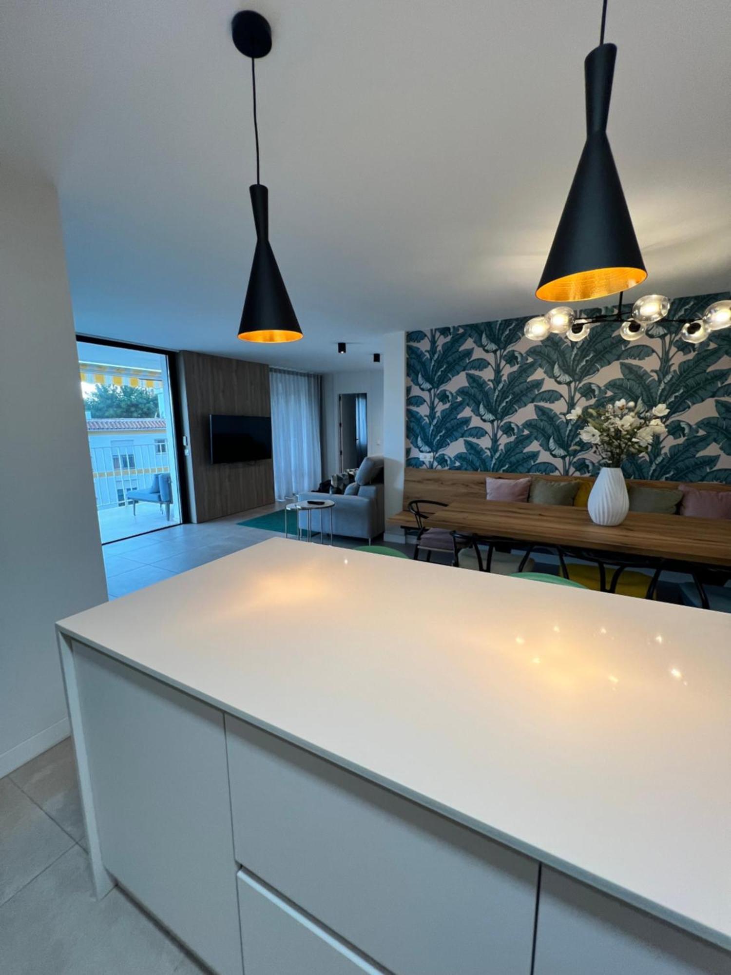 Apartamento Modern 2 Bedroom With Sea Views